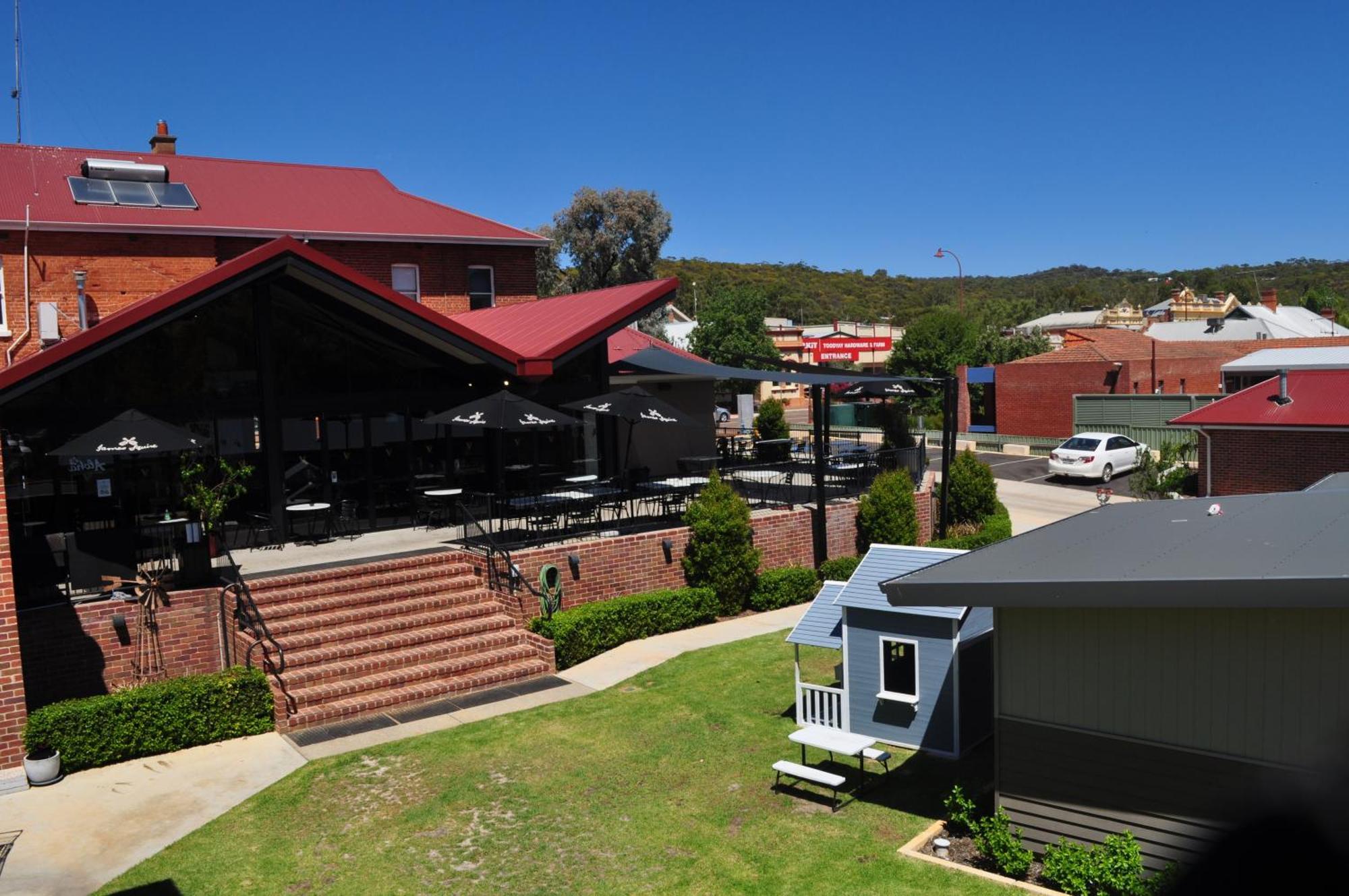 Victoria Hotel Toodyay Exterior photo